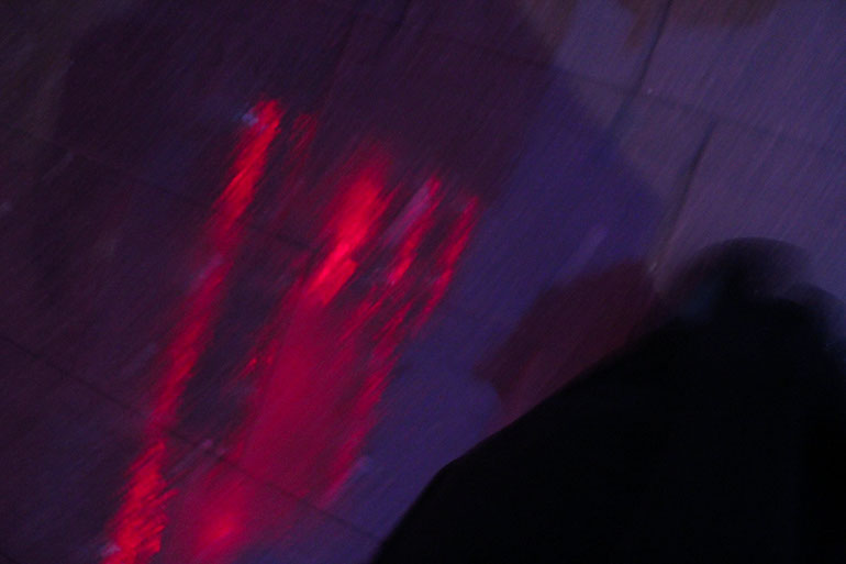 verschwommene Lichter bei Nacht